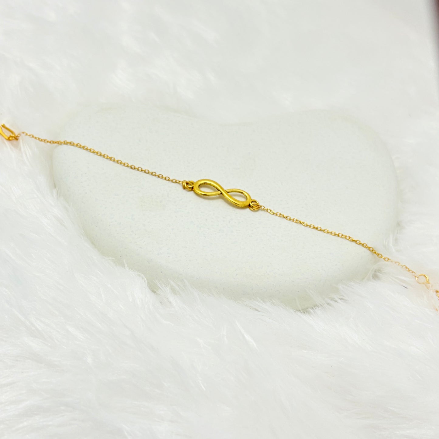 Classic Gold Infinity Symbol Bracelet