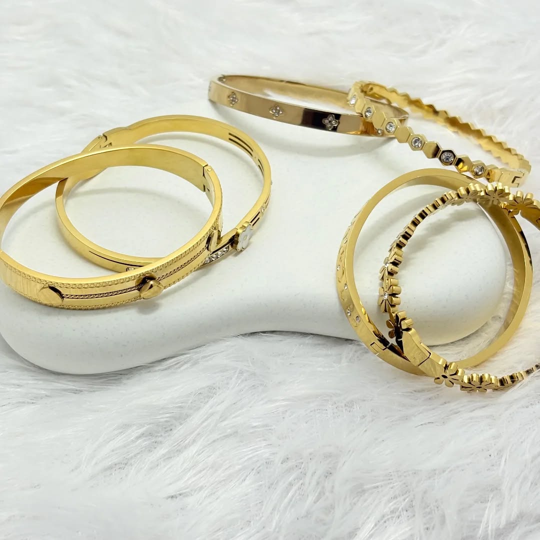 Bangle & Bracelets