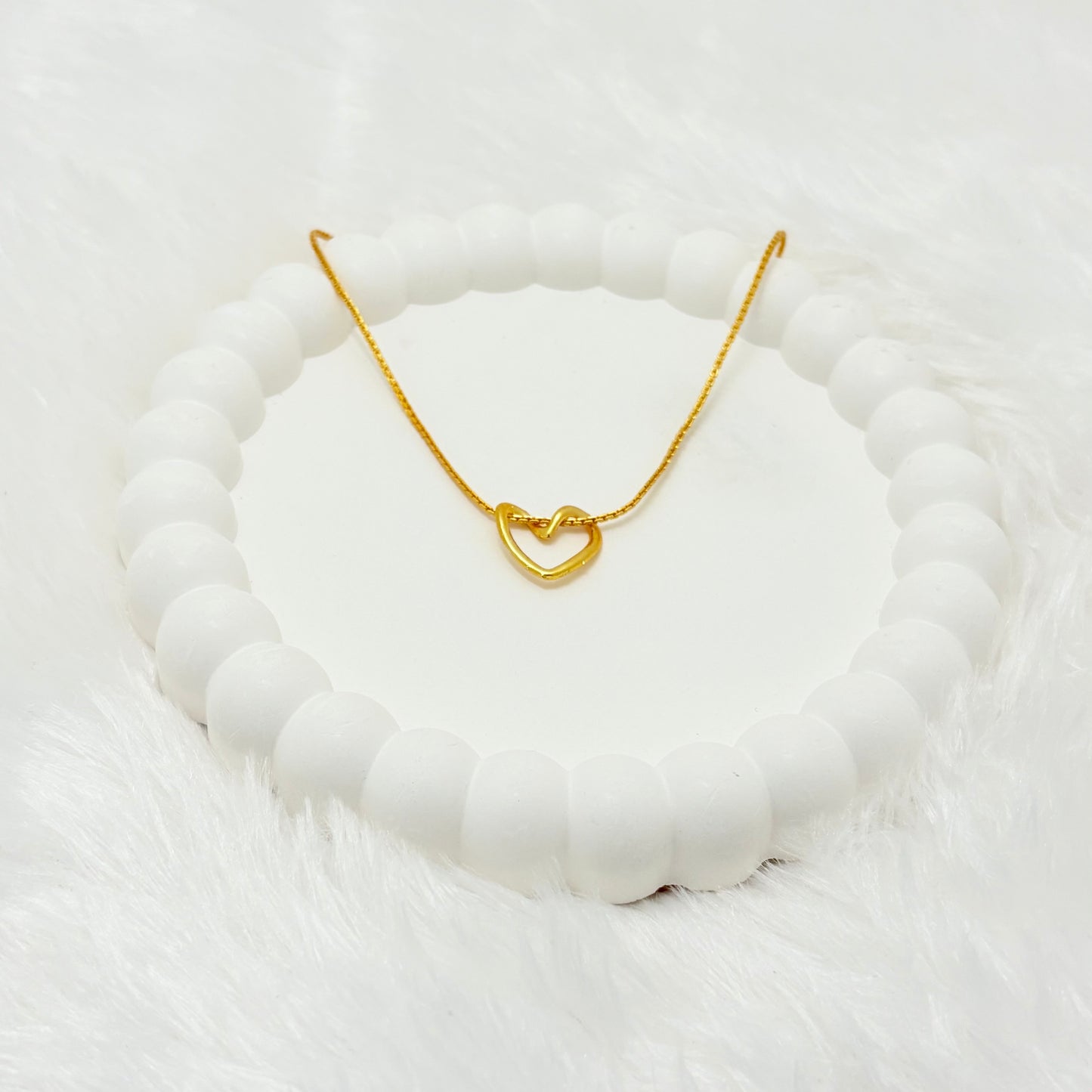 Delicate Heart Outline Necklace