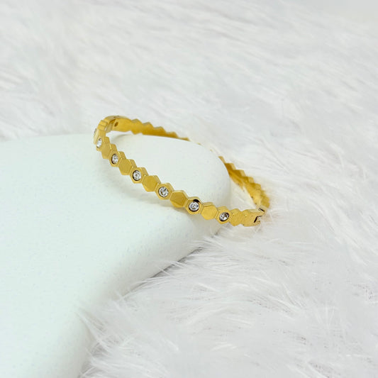 Elegant Honeycomb Bangle with Accents