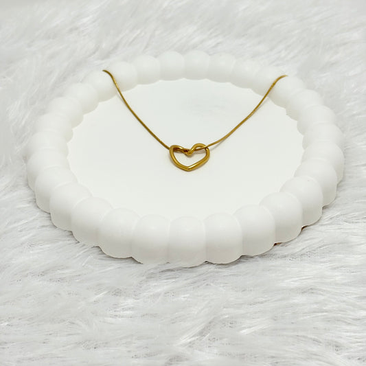 Delicate Heart Outline Necklace