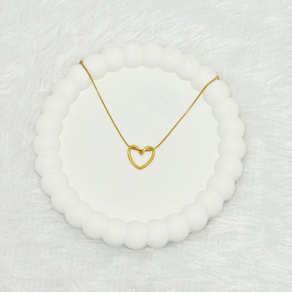 Delicate Heart Outline Necklace