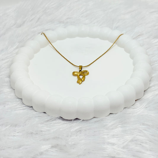 Charming Gold Bow Pendant Necklace