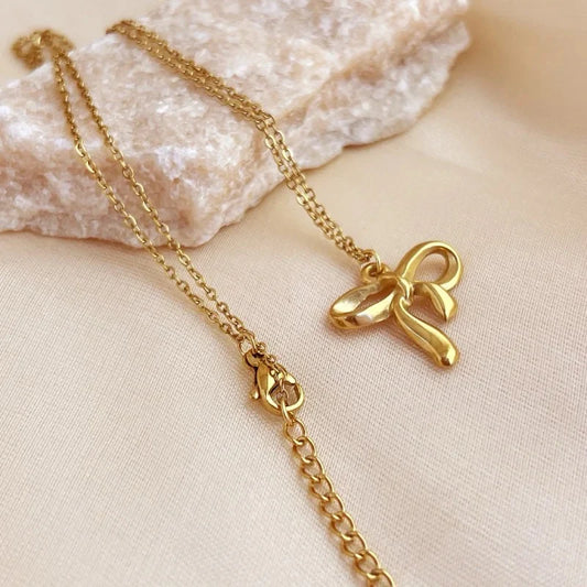Charming Gold Bow Pendant Necklace